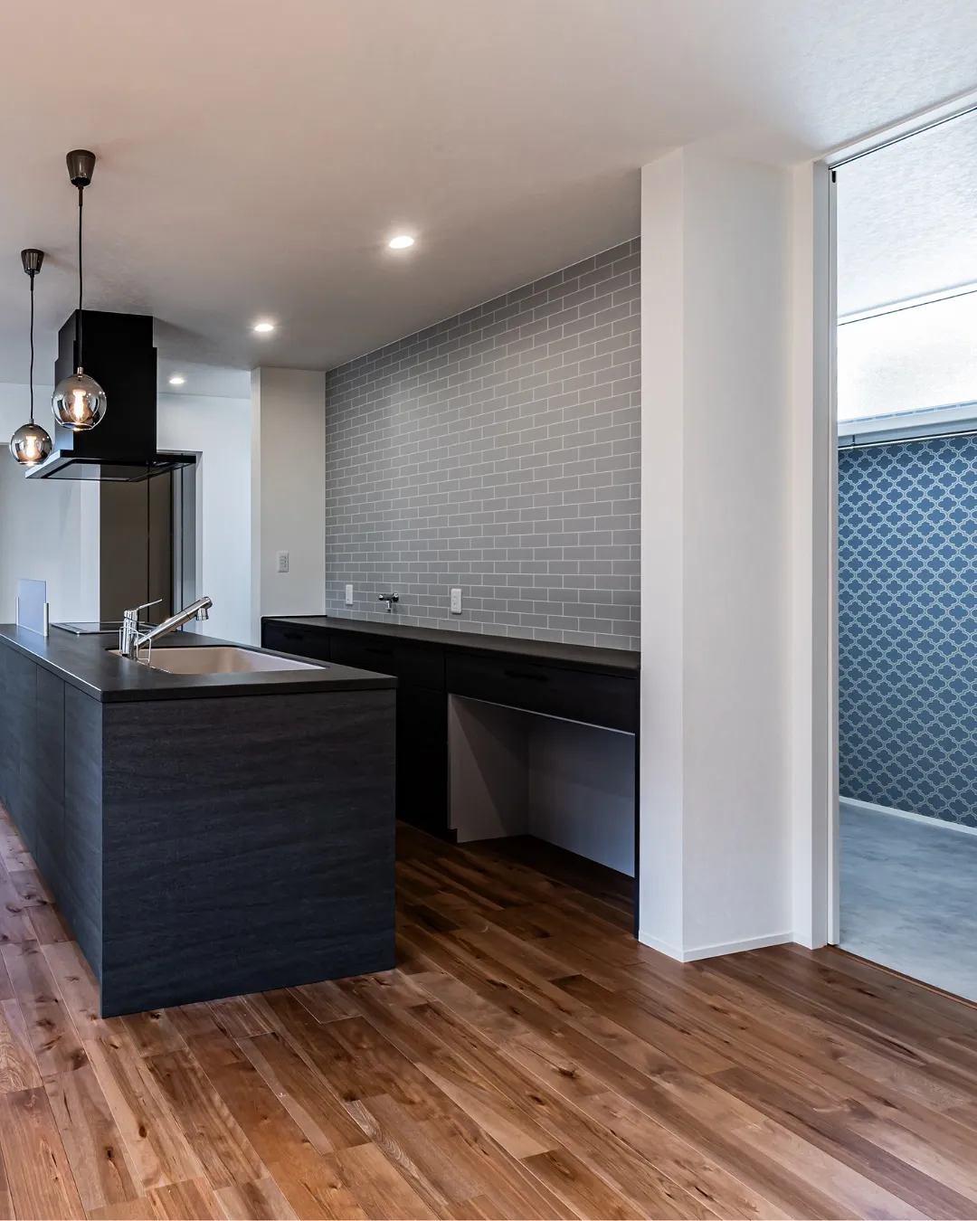 【クールな平屋の完成】