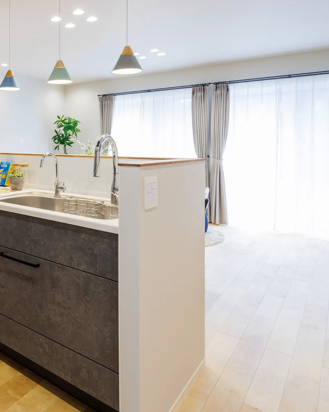 【大きく広く細部にこだわる】