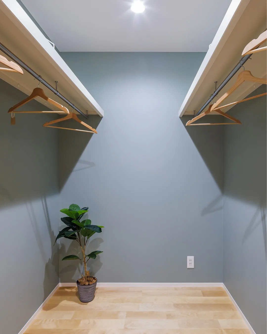 【大きく広く細部にこだわる】