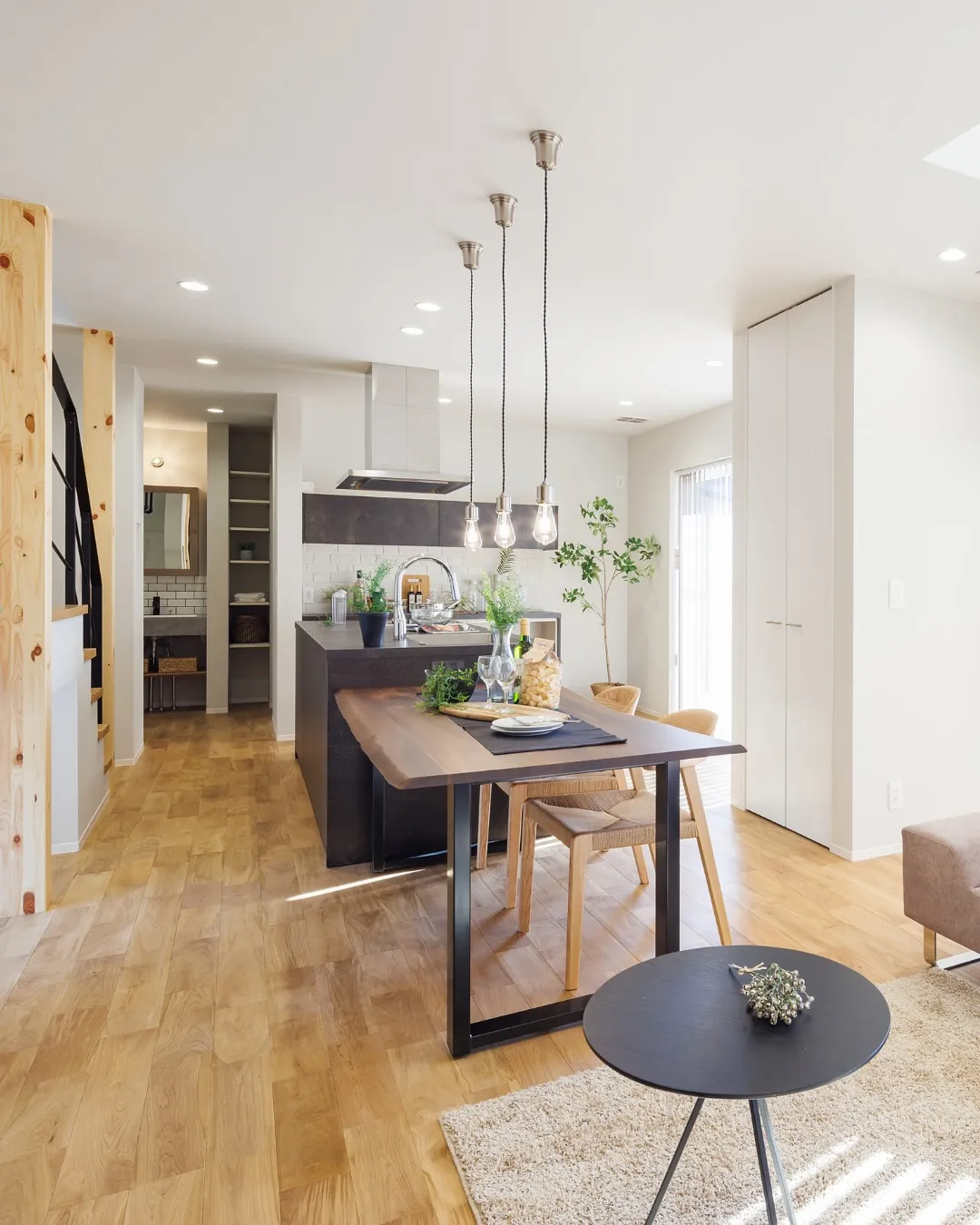 【見渡せるキッチン】