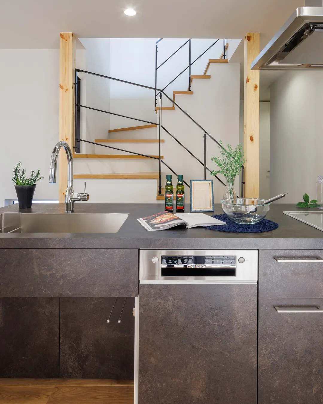 【見渡せるキッチン】