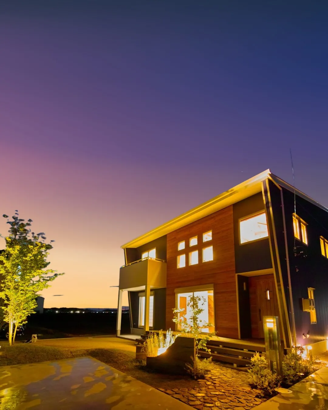 【夕映えの我が家】