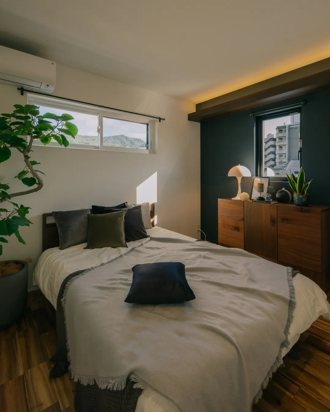 【睡眠の質を上げる寝室】